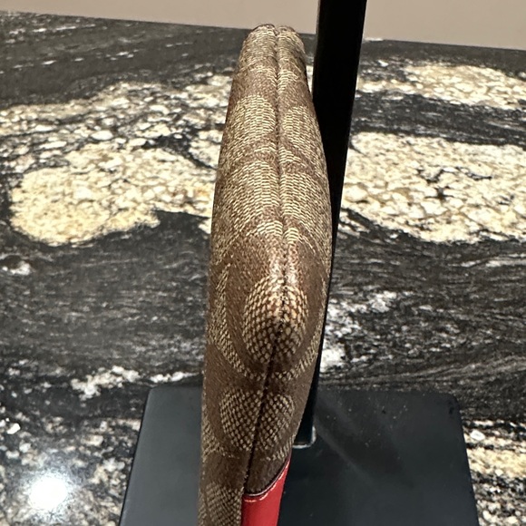 EUC Coach Signature Brown and Red Wristlet - Picture 6 of 6